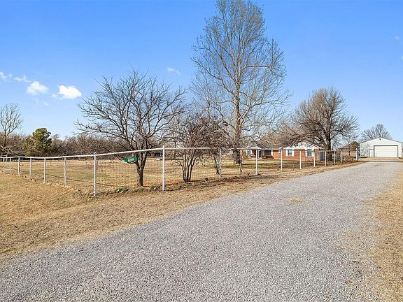 2nd image of 2268 Tecumseh Rd