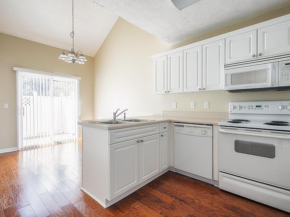 4th image of 2120 Lebanon Pike APT 88