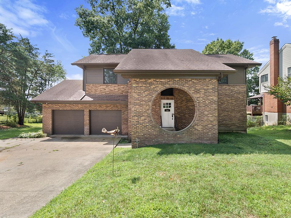 1st image of 795 Elizabeth Dr