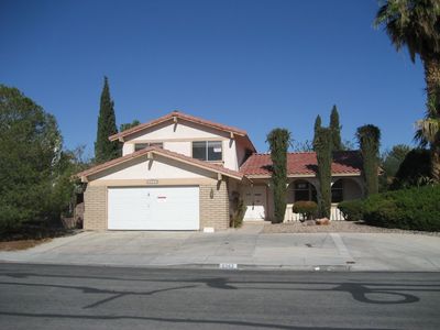 5262 Holbrook Dr, Las Vegas, NV, 89103