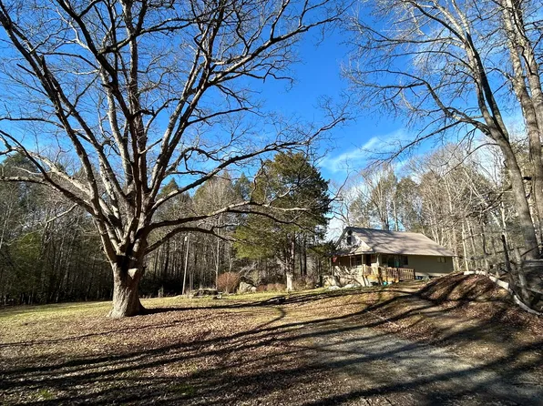 167 Samuel Harris Rd, Middlesboro, KY 40965