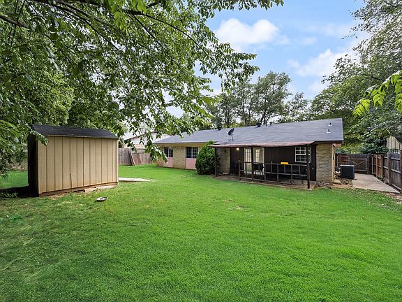 4th image of 109 Ridgeway Cir