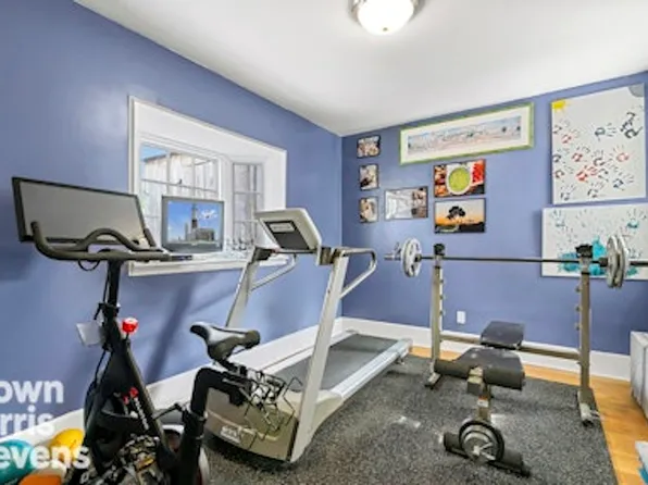 863 Riverside Drive image 14 of 21