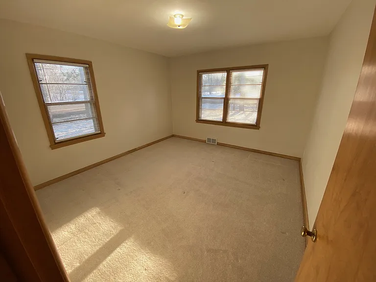 5304 Arnold Rd — Photo 10