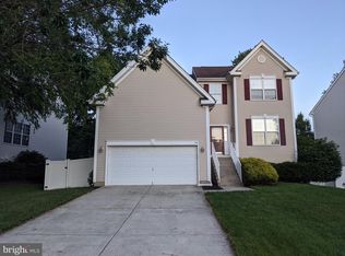 56 Stoneham Dr, Delran, NJ 08075