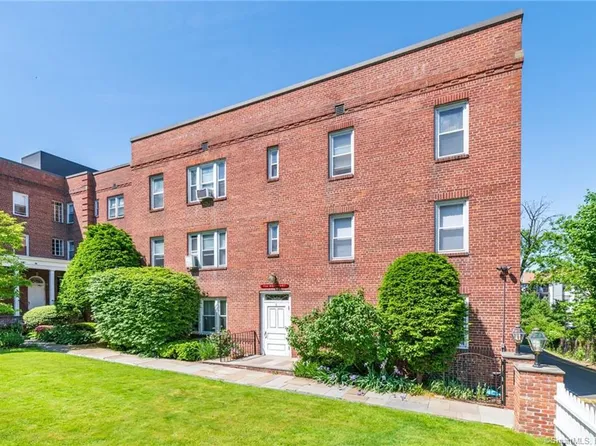 70 Strawberry Hill Avenue #6-2B, Stamford, CT 06902