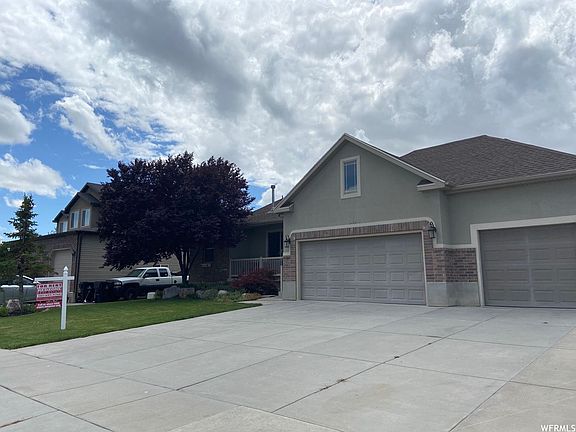 3rd image of 8831 S Deep Creek Dr