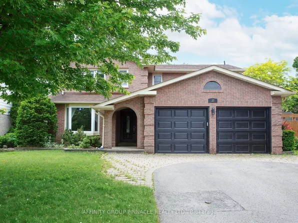 37 Parkway Ave, Kawartha Lakes, ON K9V 5J7