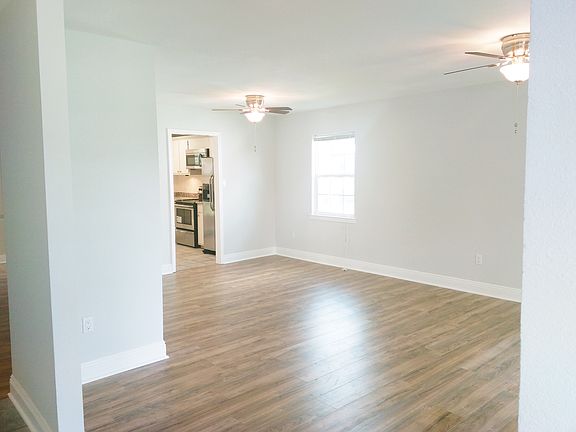 4th image of 3813 Sue Ker Dr