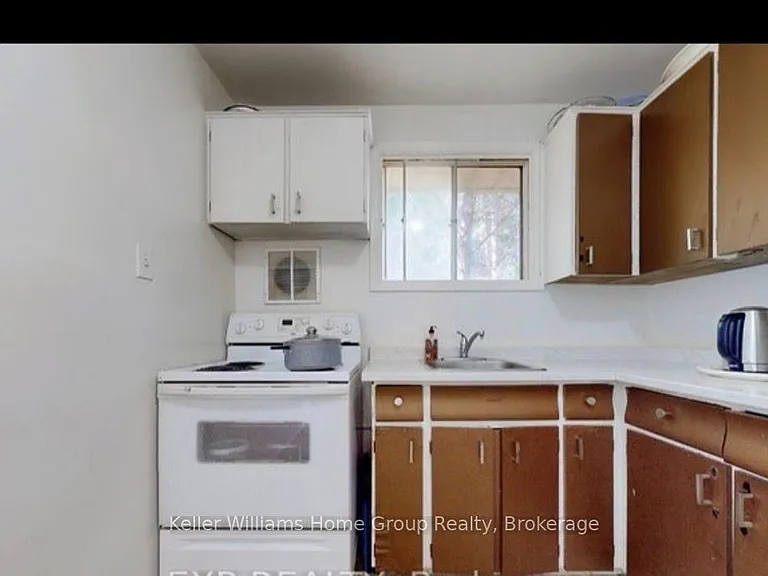 10 Home St #C — Photo 8