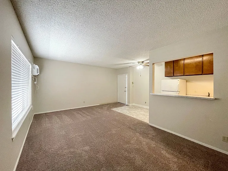 2712 O Street — Photo 14