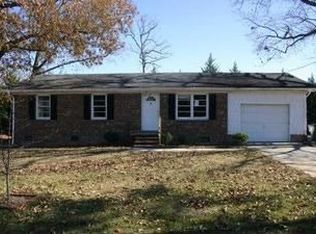 87 Crestview Dr, Angier, NC 27501