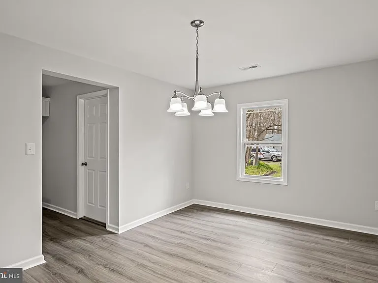 467 W Atlantic Ave — Photo 8