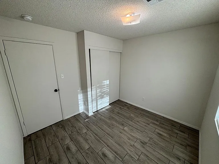 3612 S Isabel Dr — Photo 18