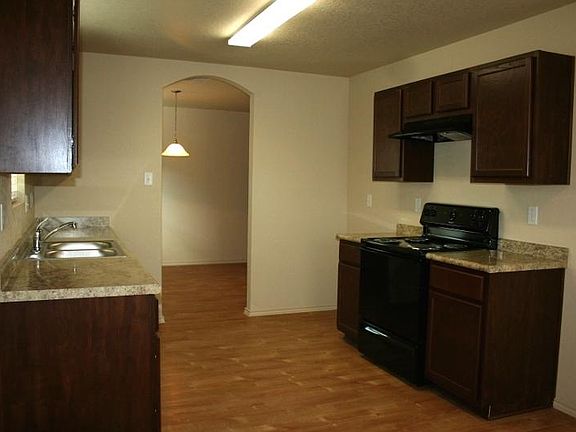 3rd image of 10515 Goose Way
