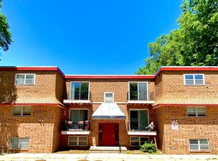 714 Humboldt St #9, Manhattan, KS 66502