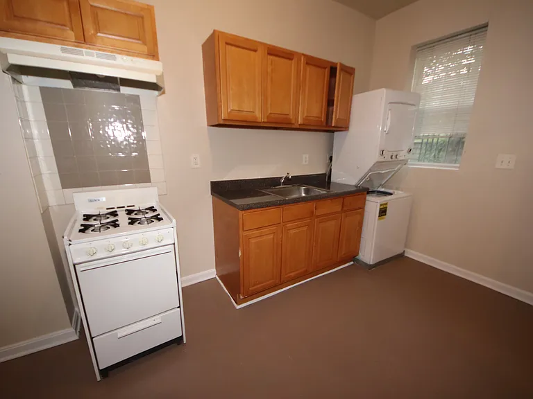 2526 Harford Rd #A — Photo 7