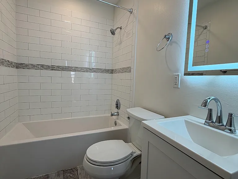 1024 Commonwealth Ave #206 — Photo 5