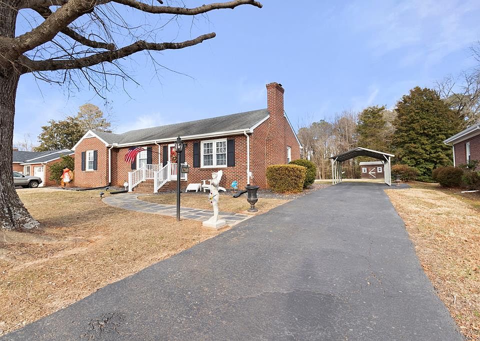 1210 Fourth Avenue Ext, Farmville, VA 23901 Zillow