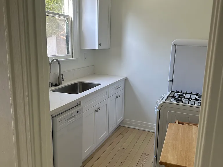 8000 Honey Dr #8 — Photo 6