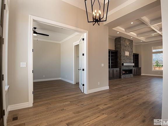 3rd image of 1149 Kingston Ln