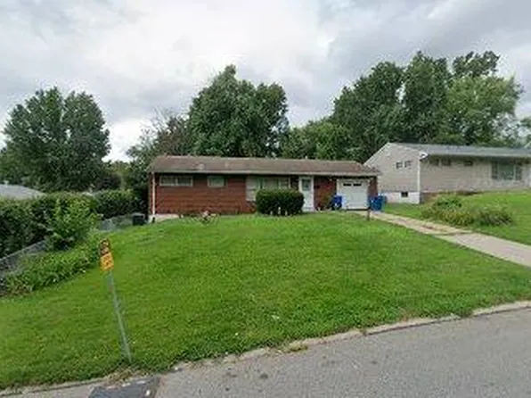 1628 Mowbry Ln, Saint Louis, MO 63136