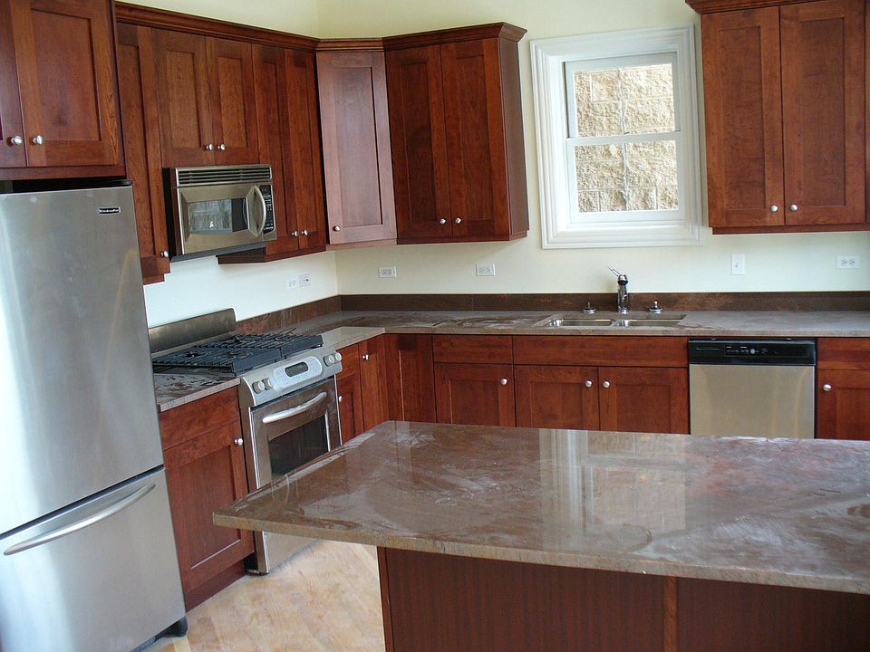 1st image of 2927 N Southport Ave #O4