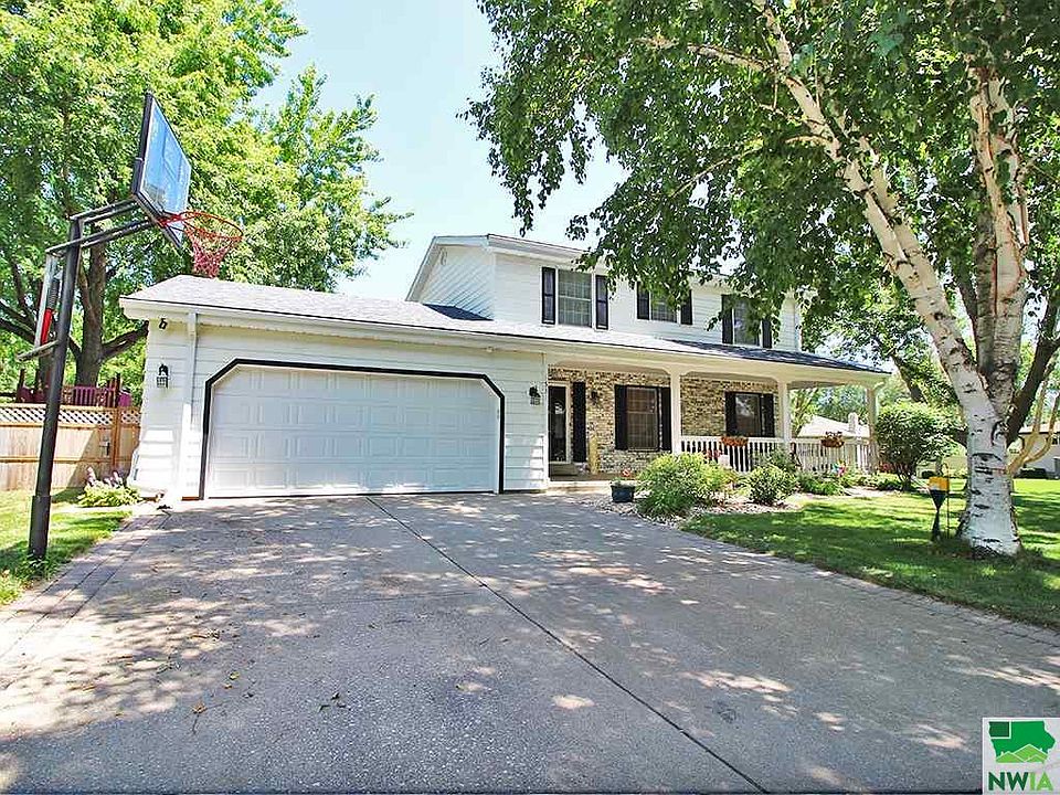 1st image of 1531 Hiawatha Trl