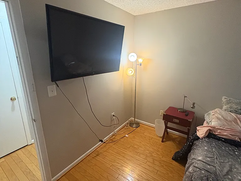 1012 Ravens Crest Dr — Photo 15