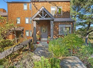 250 Bay Vista Circle, Sausalito, CA 94965