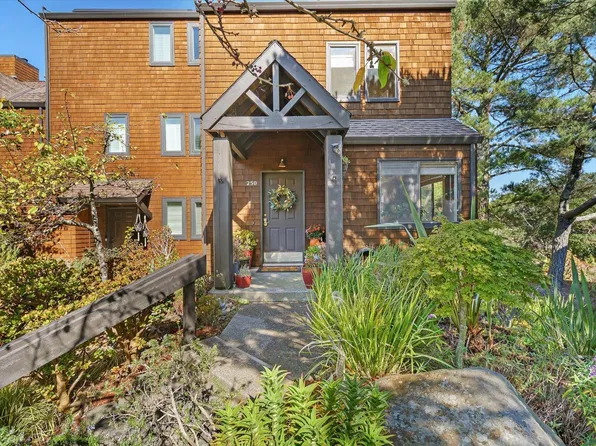 250 Bay Vista Circle, Sausalito, CA 94965