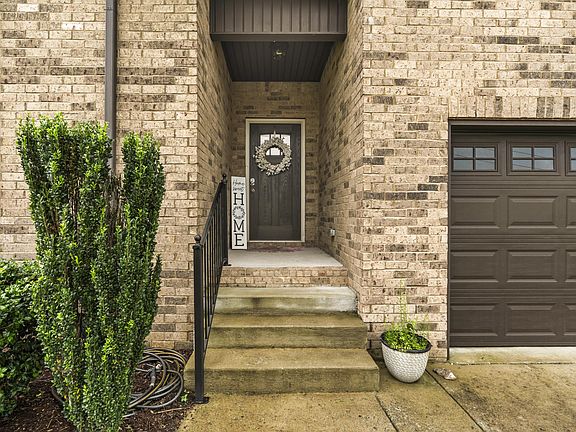 4th image of 206 Hart Ln