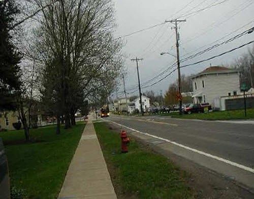 5th image of 314 N Lake St