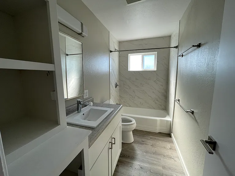 2x1 Bathroom