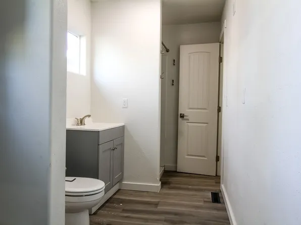 112 E Crowley Ave, Lewistown, MT 59457