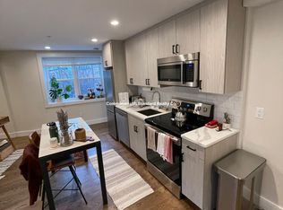 356 Hanover St #6, Boston, MA 02113