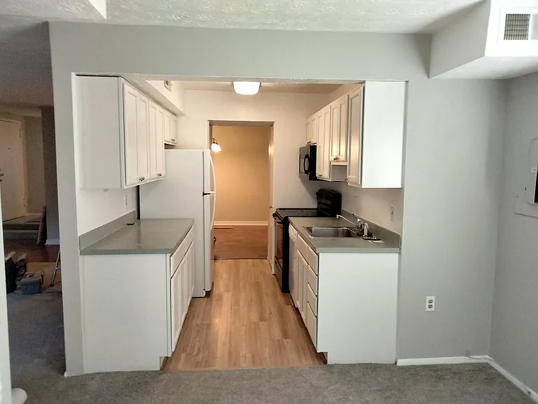 7816 Hanover Pkwy #104 — Photo 4