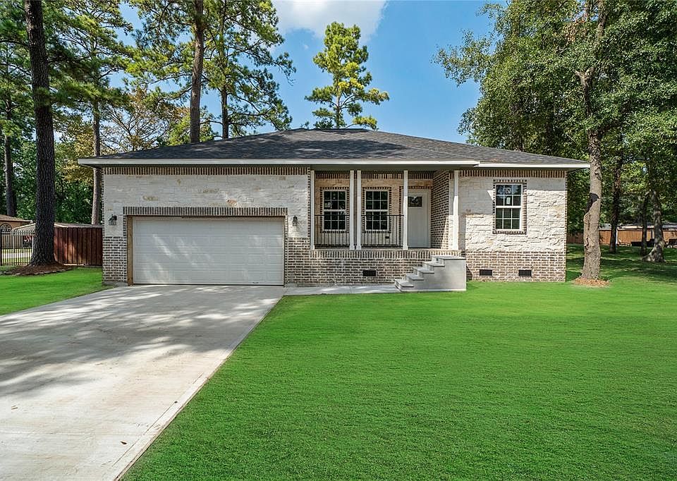1st image of 6723 Sandy Oaks Dr