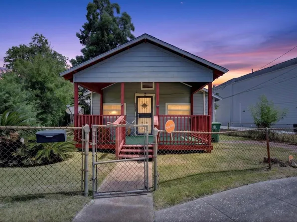 4421 Noble St, Houston, TX 77020
