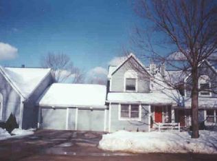 33 Meadow Lake Dr #33, Shelton, CT 06484