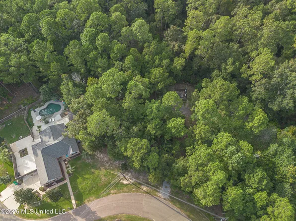 9488 Op La Way, Diamondhead, MS 39525