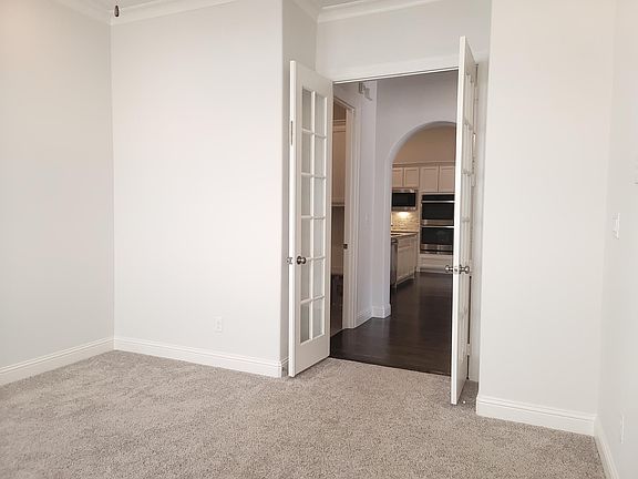 4th image of 5708 Kildare Ct