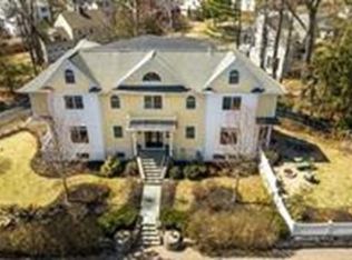 39 Denton Rd, Wellesley, MA 02482