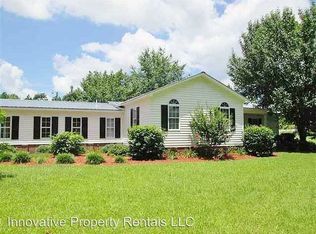 596 Haws Run Rd, Jacksonville, NC 28540