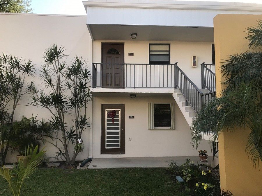 1st image of 524 Osprey Dr APT 10A