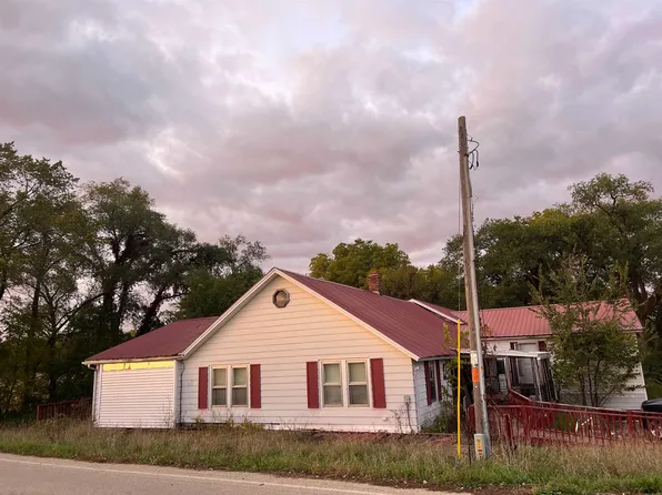 N8246 County Rd N, South Wayne, WI 53587