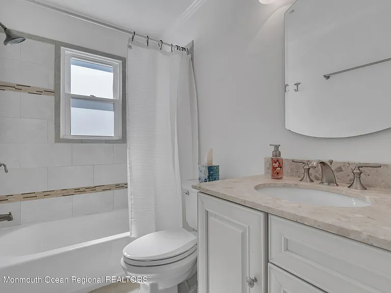 608 Brielle Ave — Photo 18