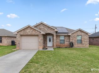 1213 Newman Ave, Iowa Park, TX 76367
