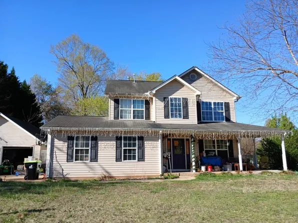 300 Seaver Ct, Greer, SC 29651