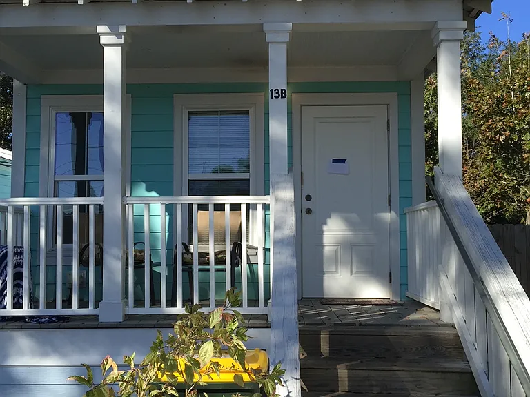 13 Jackson St NE — Photo 8